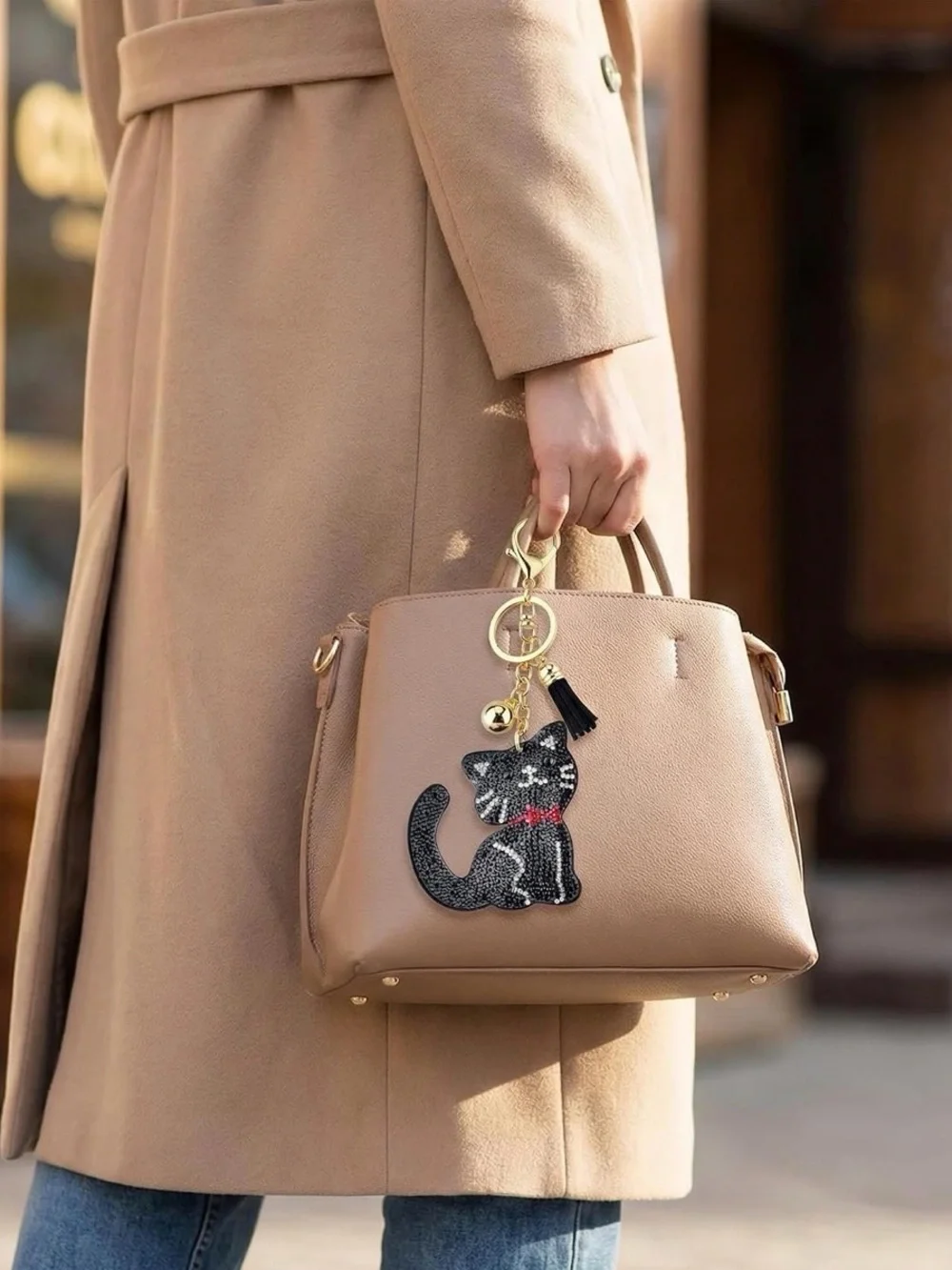 Chic Cat Crystal Keychain Charm - Black